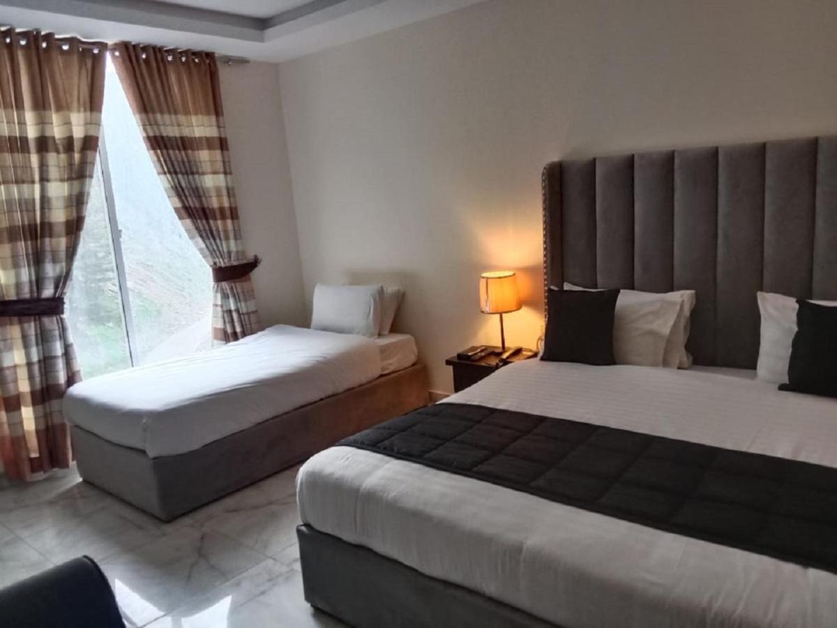 Manila Heights Hotel Naran Exteriör bild